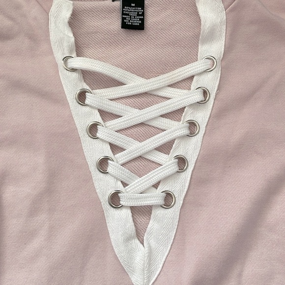 Rue 21 Blush Pink Varsity Lace Detail Pullover Sweatshirt, size M - Picture 4 of 5